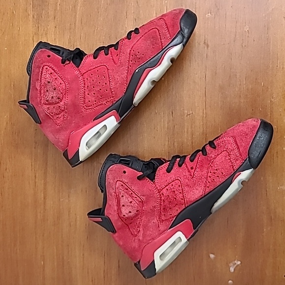 Air Jordan 6 Retro GS Toro Bravo Children's Sneakers 384665-600 Size 5Y - Picture 13 of 17